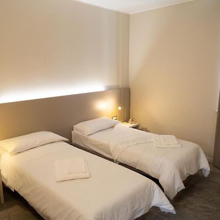 Hotel Europa Dossobuono Kültér fotó