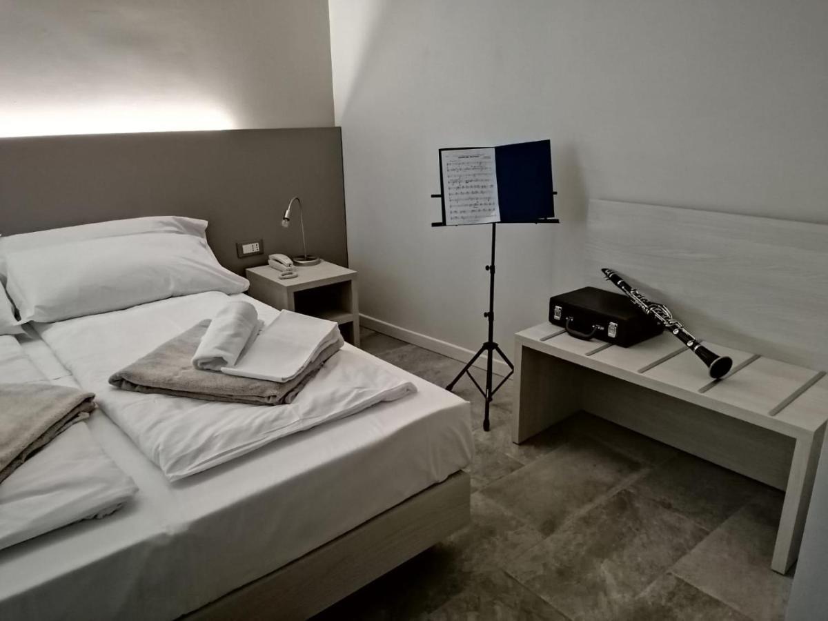 Hotel Europa Dossobuono Kültér fotó