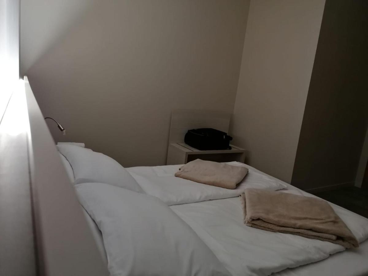 Hotel Europa Dossobuono Kültér fotó
