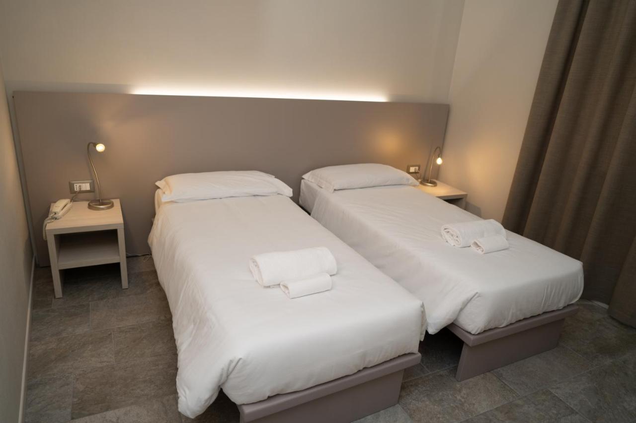 Hotel Europa Dossobuono Kültér fotó