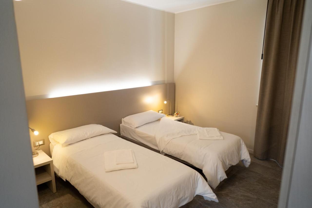 Hotel Europa Dossobuono Kültér fotó