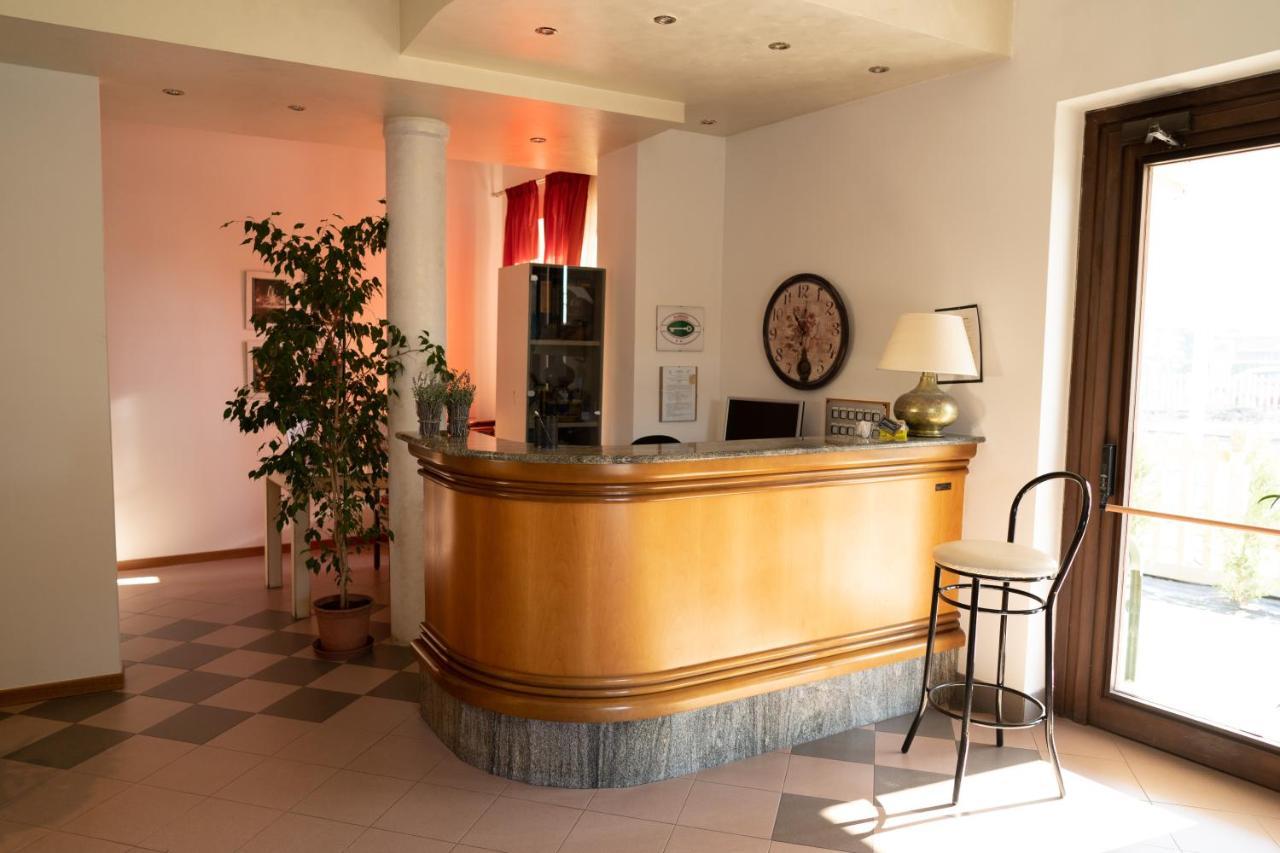 Hotel Europa Dossobuono Kültér fotó