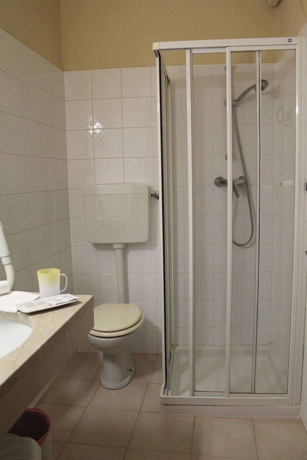 Hotel Europa Dossobuono Kültér fotó