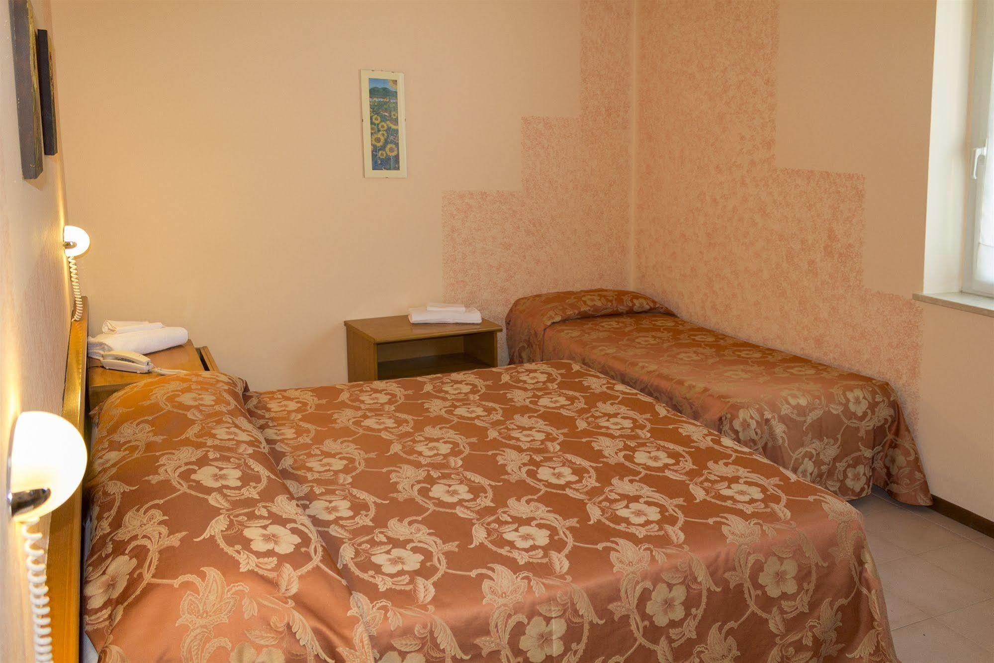 Hotel Europa Dossobuono Kültér fotó